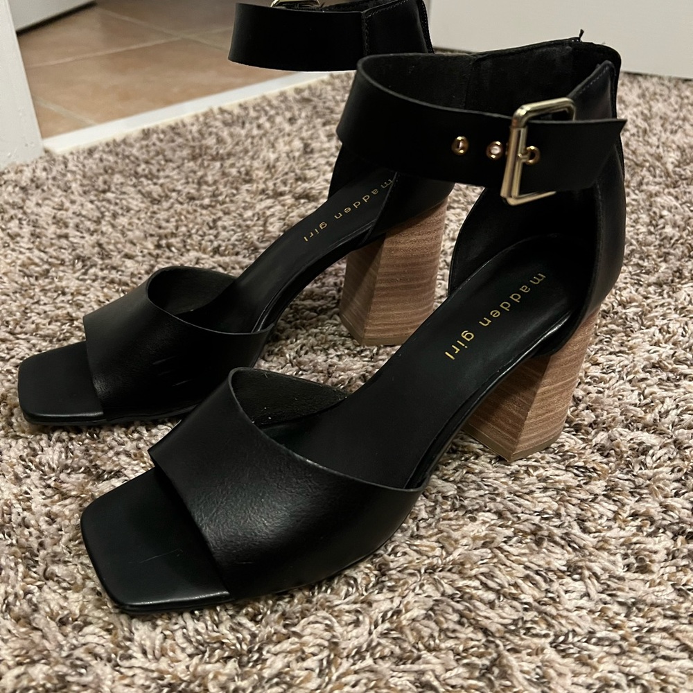 Madden girl two piece sandals